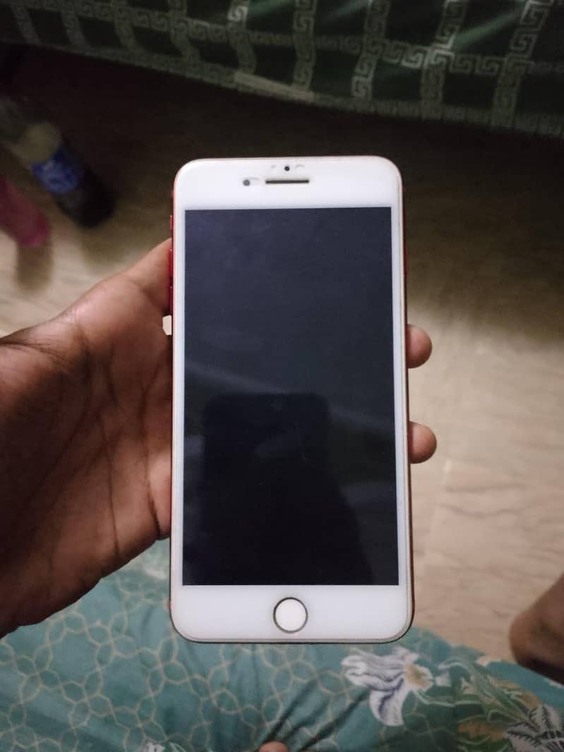Apple iPhone 7 Plus 1