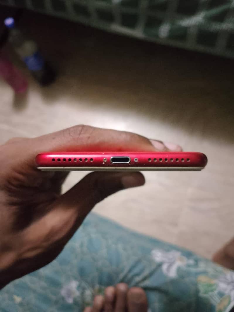 Apple iPhone 7 Plus 2