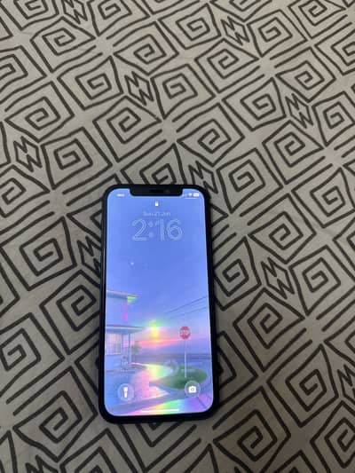 Apple iPhone 12