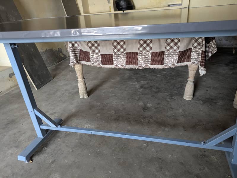 Computer Table 2
