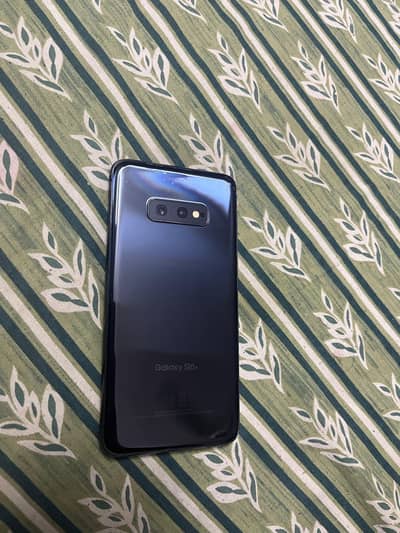Samsung Mobile S10e