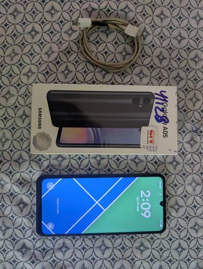 Samsung A05 4/128