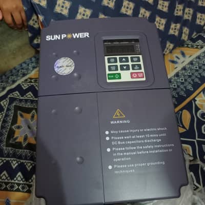 SUN POWER CHF100A-2R5G-4 2.5 kw VFX DRIVE 3 Hp motor controller