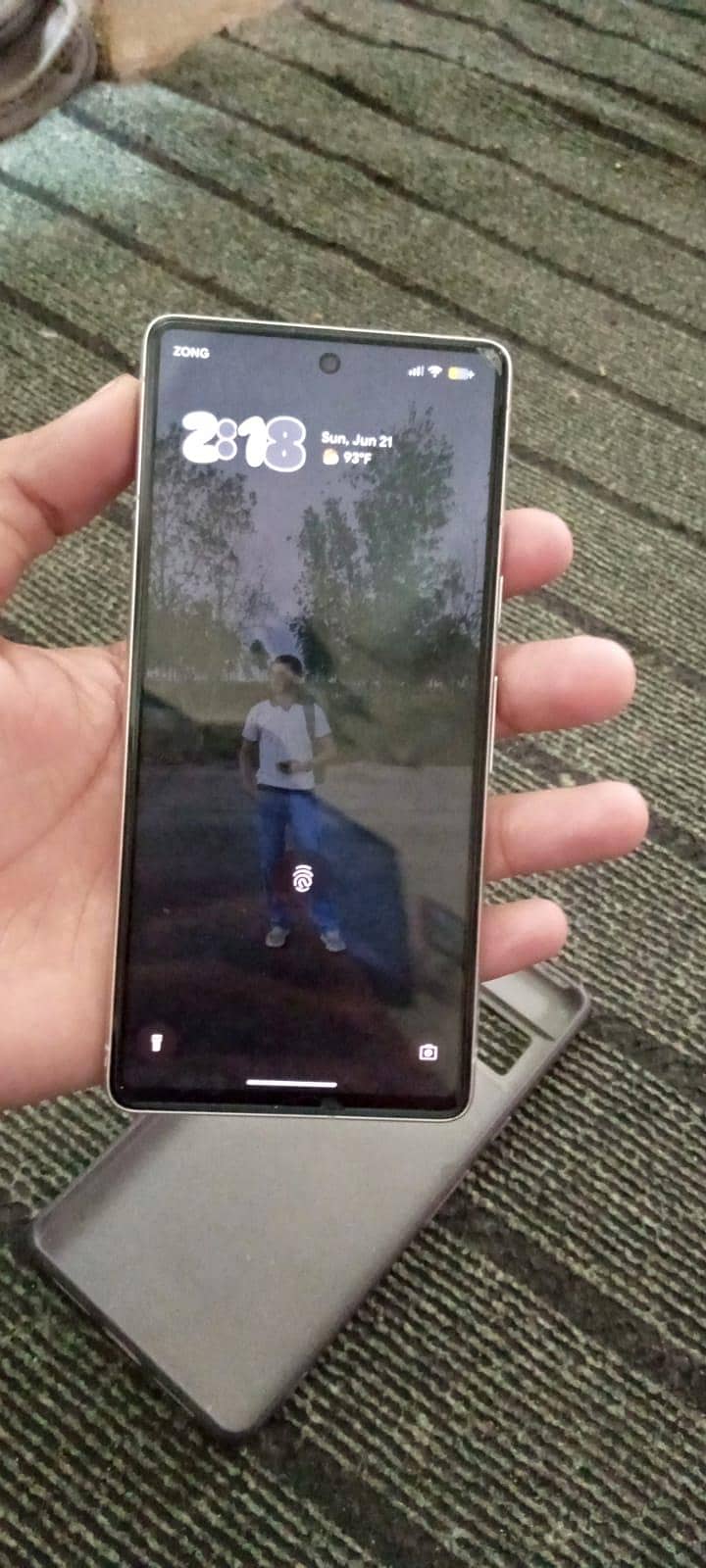 Google Pixel 7 4