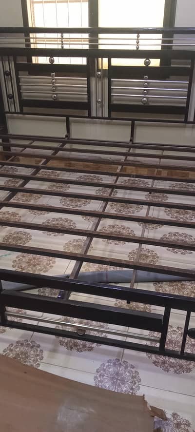 Iron bed 6/6.5