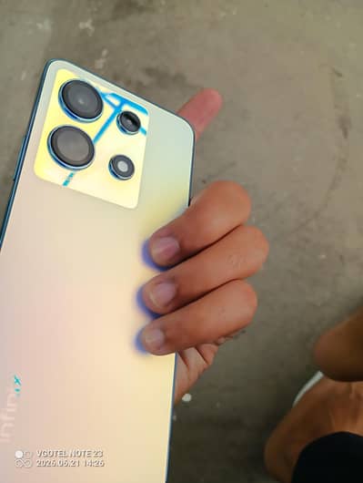 Infinix Note 30