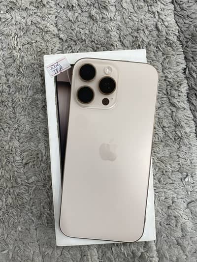 Apple iPhone 16 Pro Max