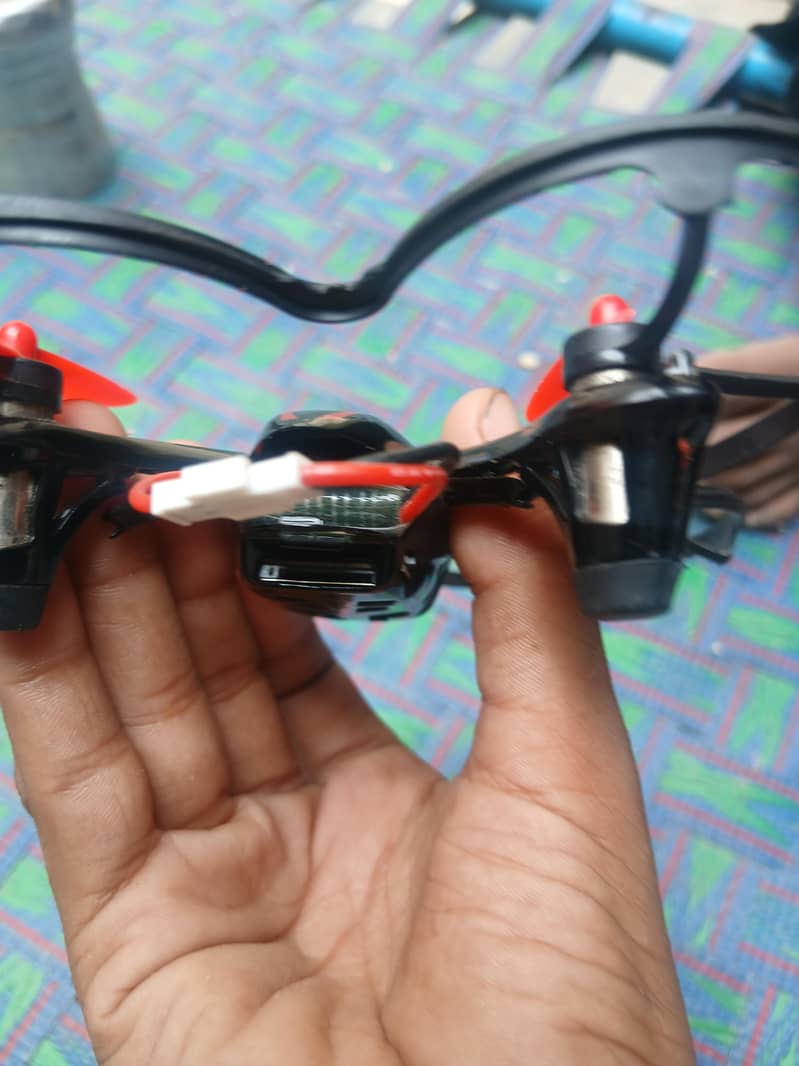 dron1 3