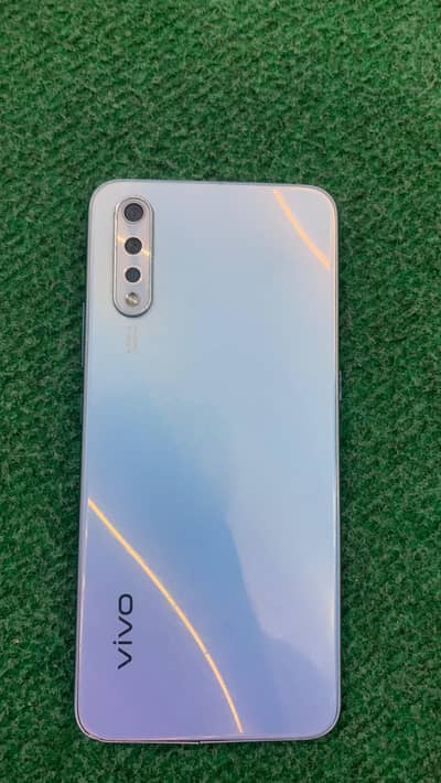 Vivo S1