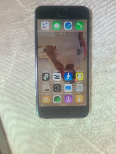 Apple iPhone 6