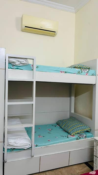 Wooden Bunk Bed with 2 mattresses