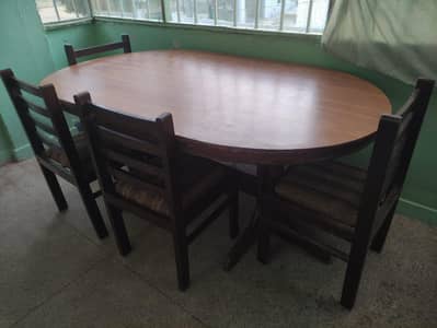 Round Dining Table with 4 Chairs