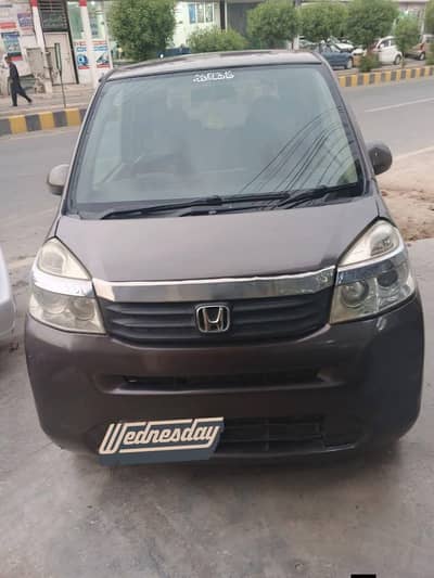Honda Life 2011