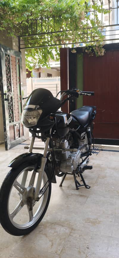 suzuki 110 2018 model black color all okay