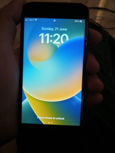 Apple iPhone 8