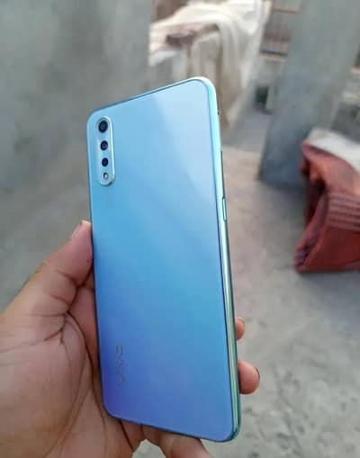 Vivo S1