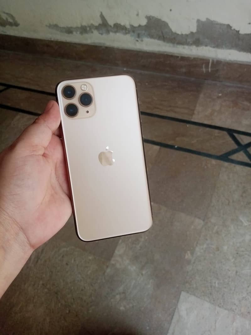 iPhone 11 Pro 0
