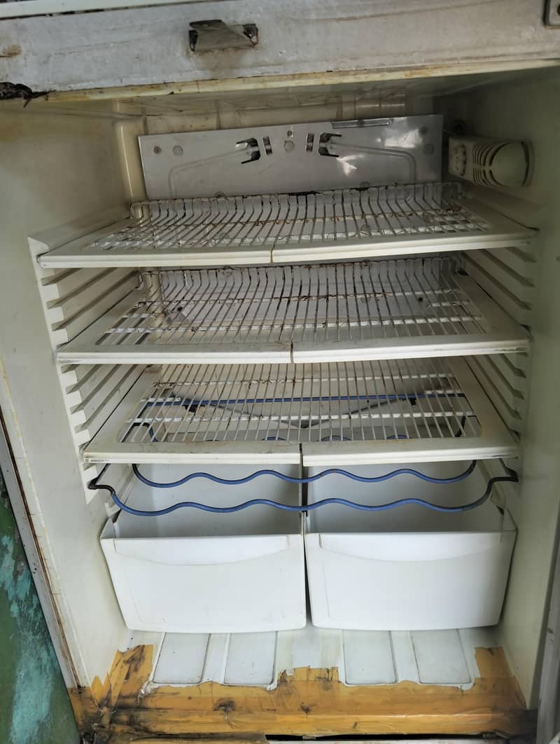 Refrigerator 1