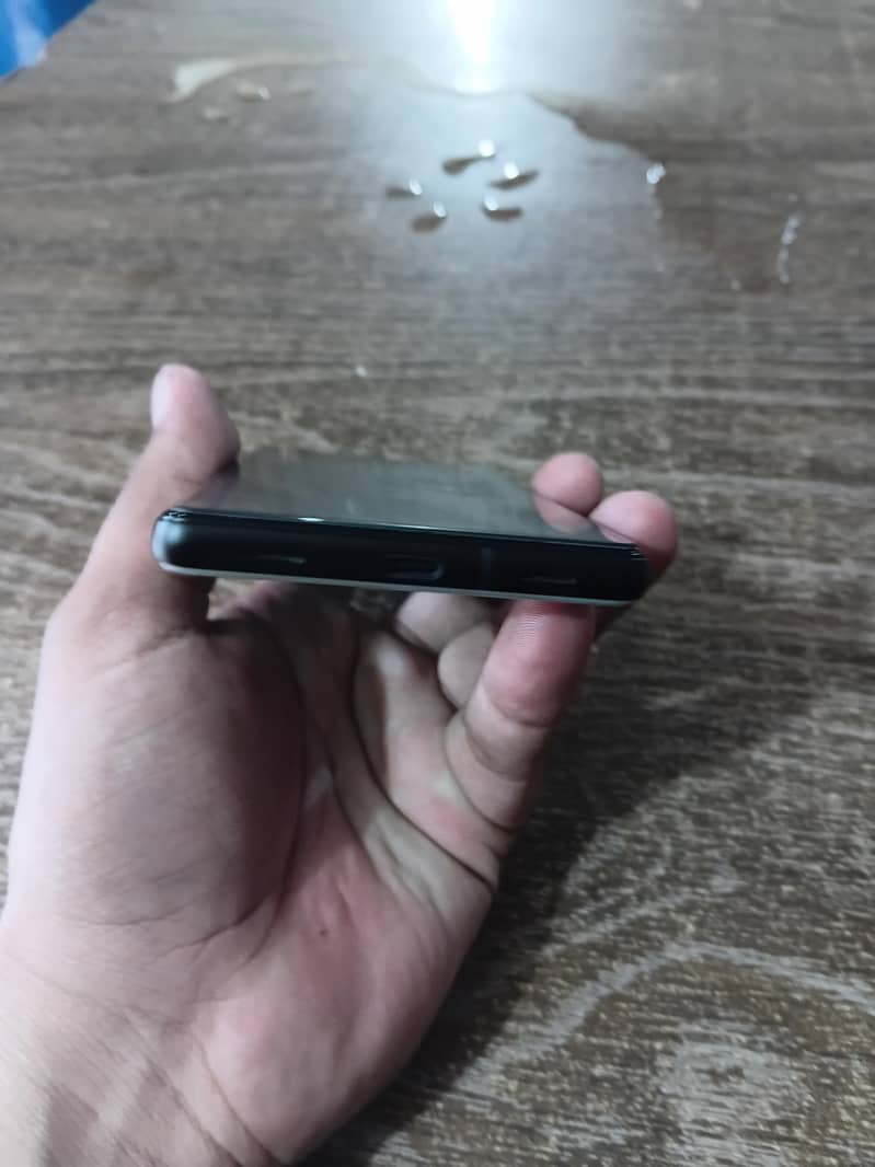 Google Pixel 6a 1