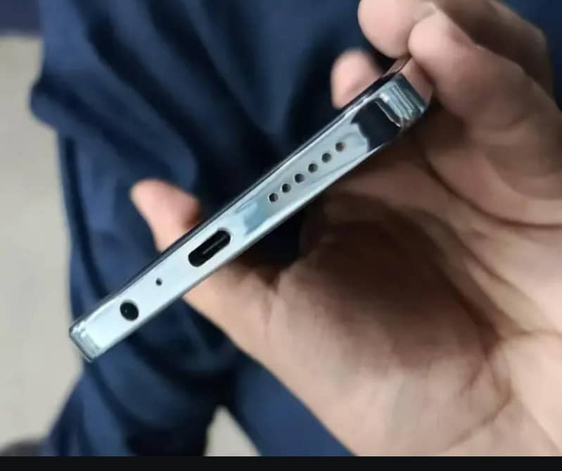 Tecno CAMON 20 2