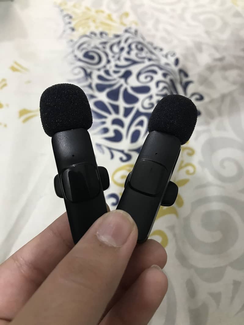 This microphone sported type c+iphone+V8 6
