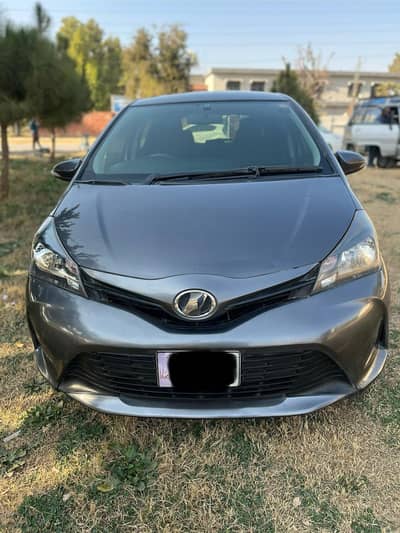 Toyota Vitz 2015