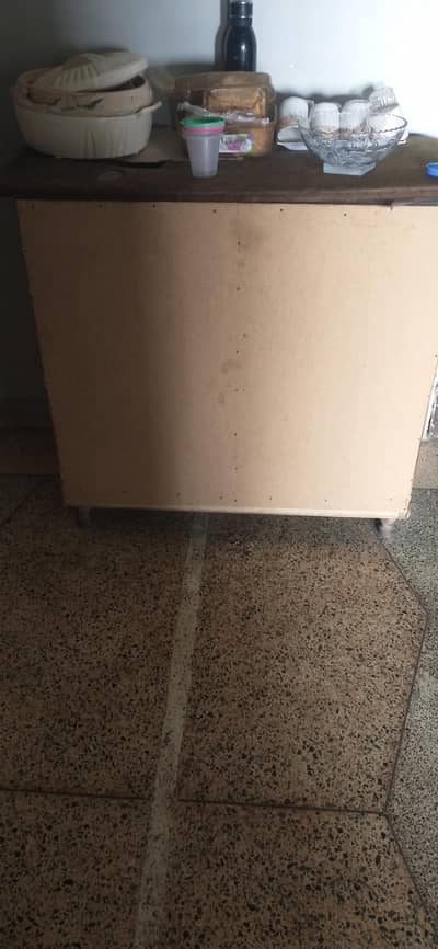 Iron stand with 2 draws for sale