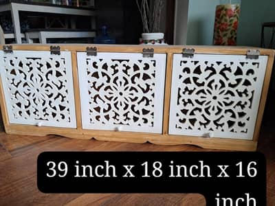 Wooden carved decorative console furniture