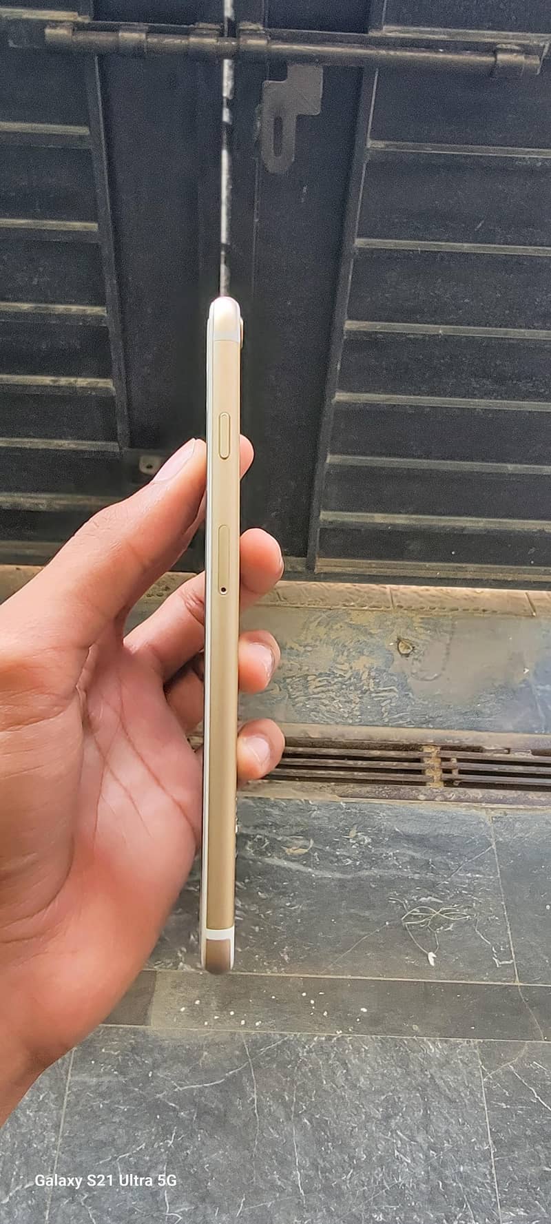 Apple iPhone 6S Plus 4