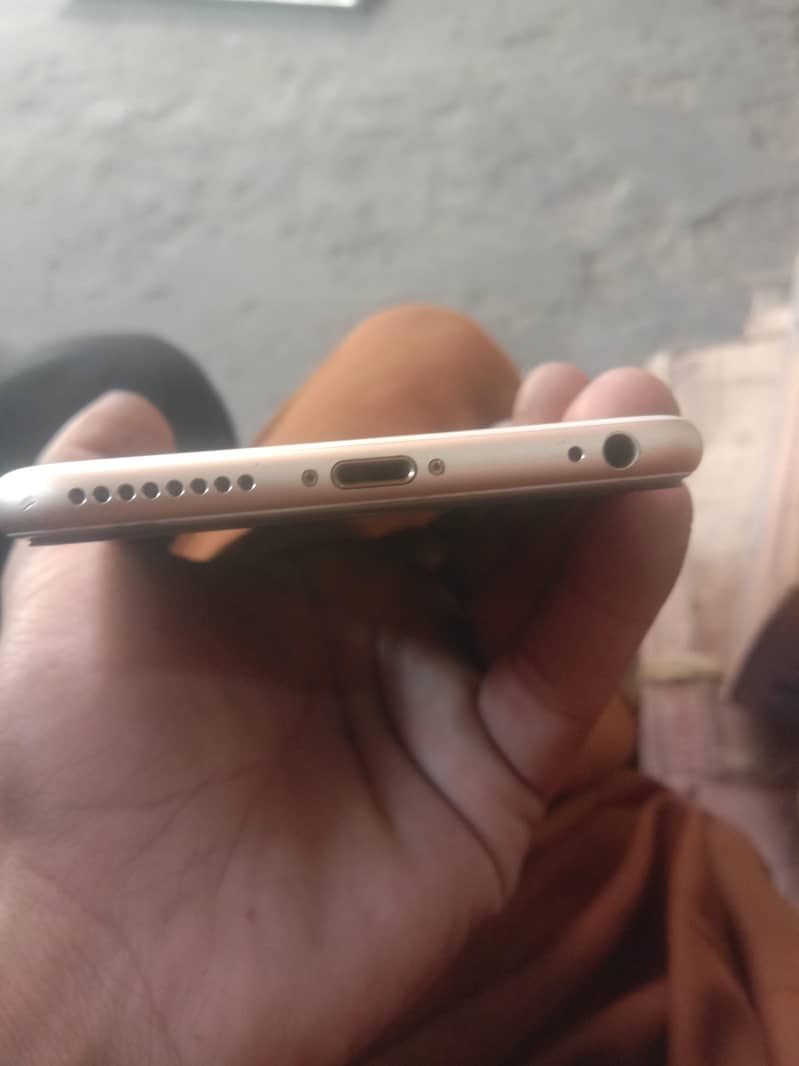 Apple iPhone 6S Plus 1