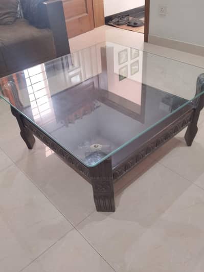 I want to sale center table