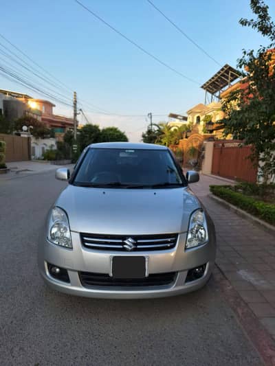 Suzuki Swift DLX 2011