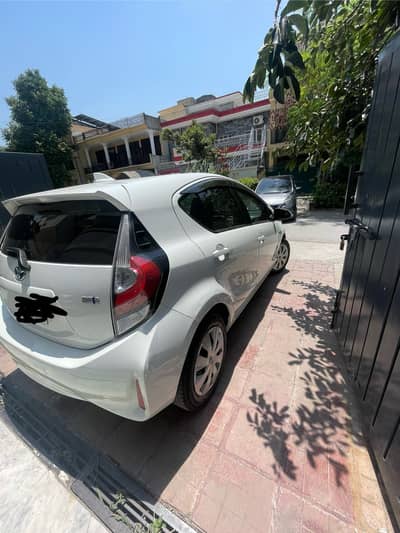 Toyota aqua 2017 model