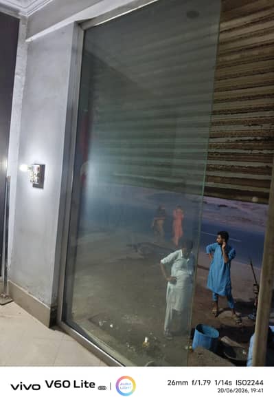 shop glass and aluminium