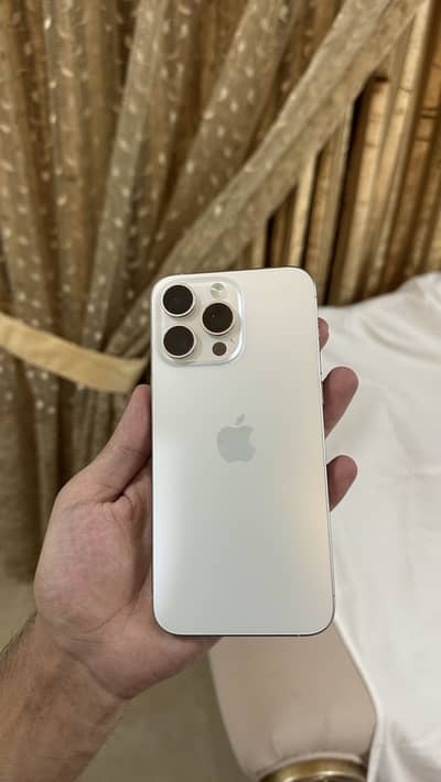 Apple iPhone 15 Pro Max