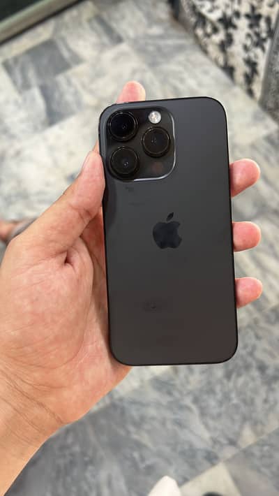 Apple iPhone 14 Pro jv
