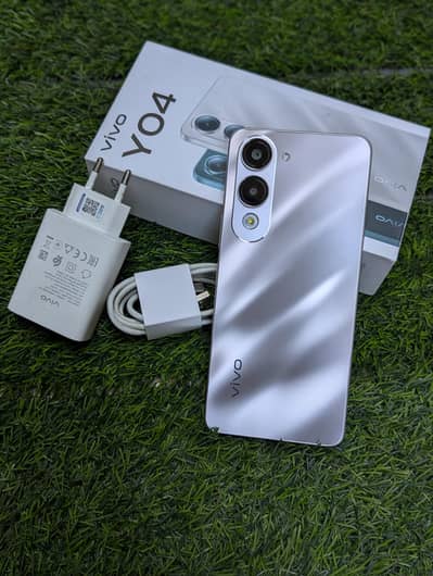 Vivo Y04 4Gb 128Gb 5000 mah Battery (7 month official Warranty) 10/10