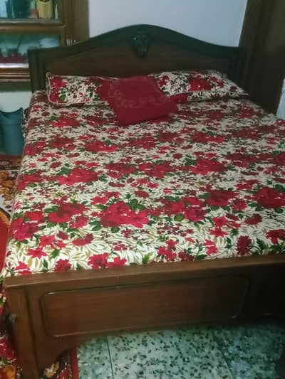 double bed and single bed