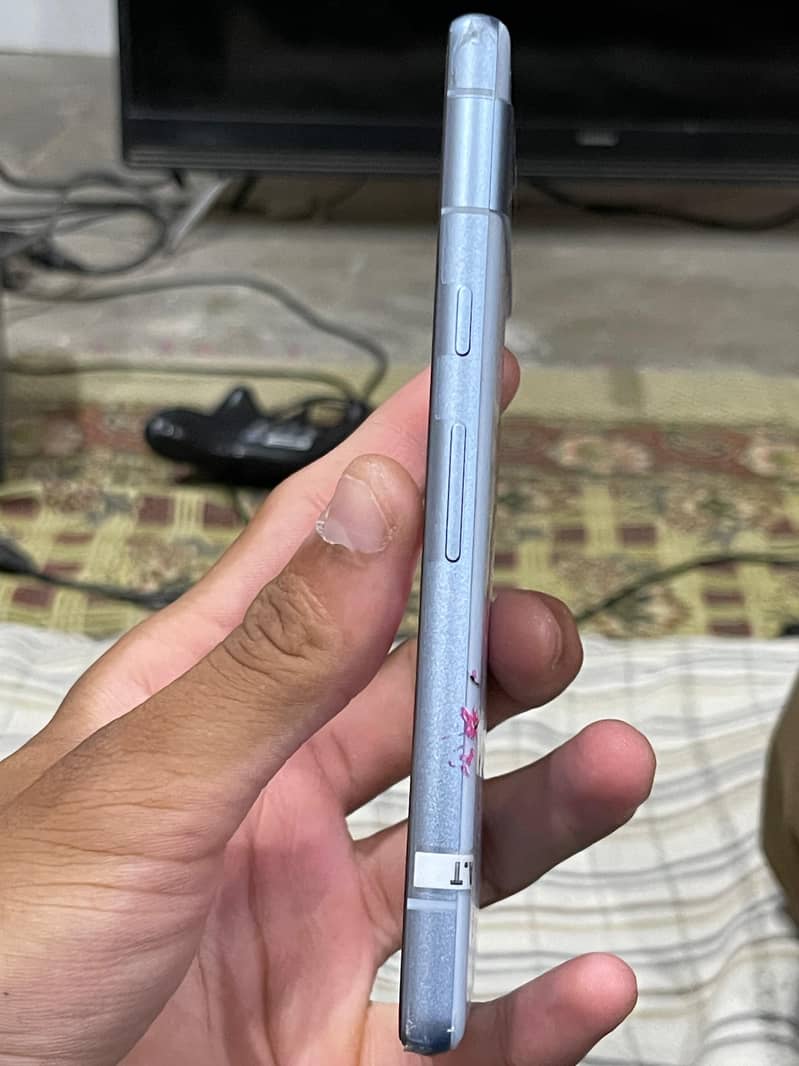 Google Pixel 7a 2