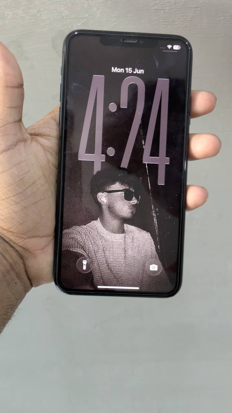 Apple iPhone 11 Pro Max 6