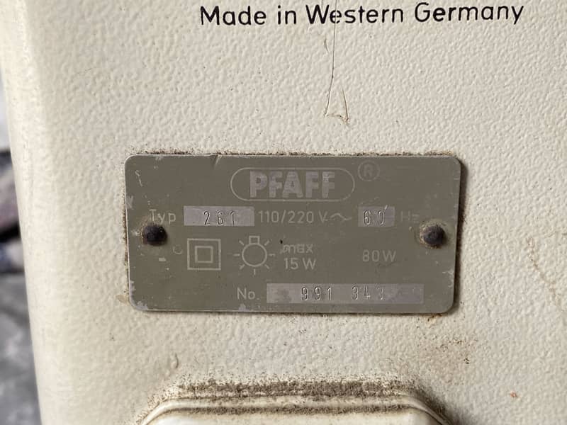 PFAFF sewing machine 1