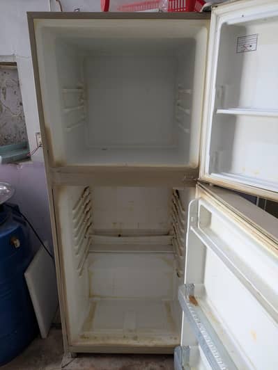 Haier Refrigerator 18 CFT used compressor fault
