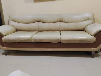 USED 3 SEATER SOFA FOR SALE