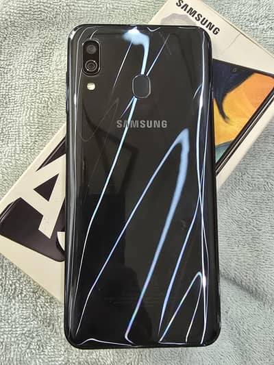 Samsung A30 Official PTA Approved
