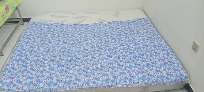 Spring mattress for sale condition 10/8 double mattress