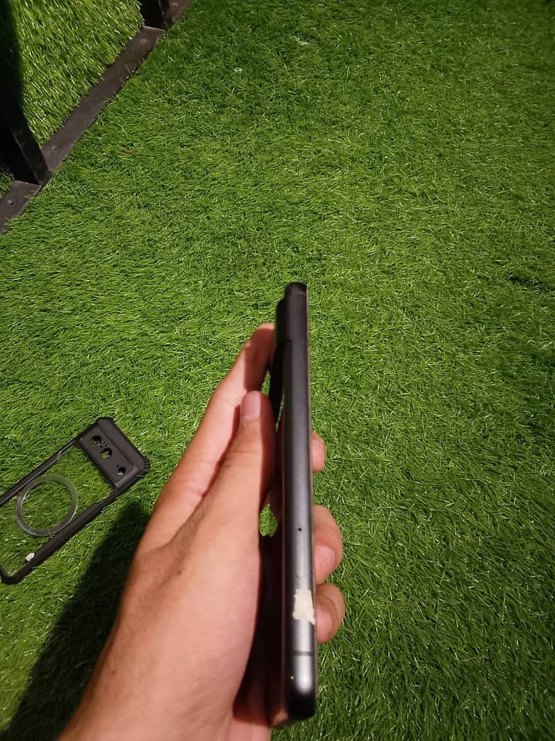 Google Pixel 8 3