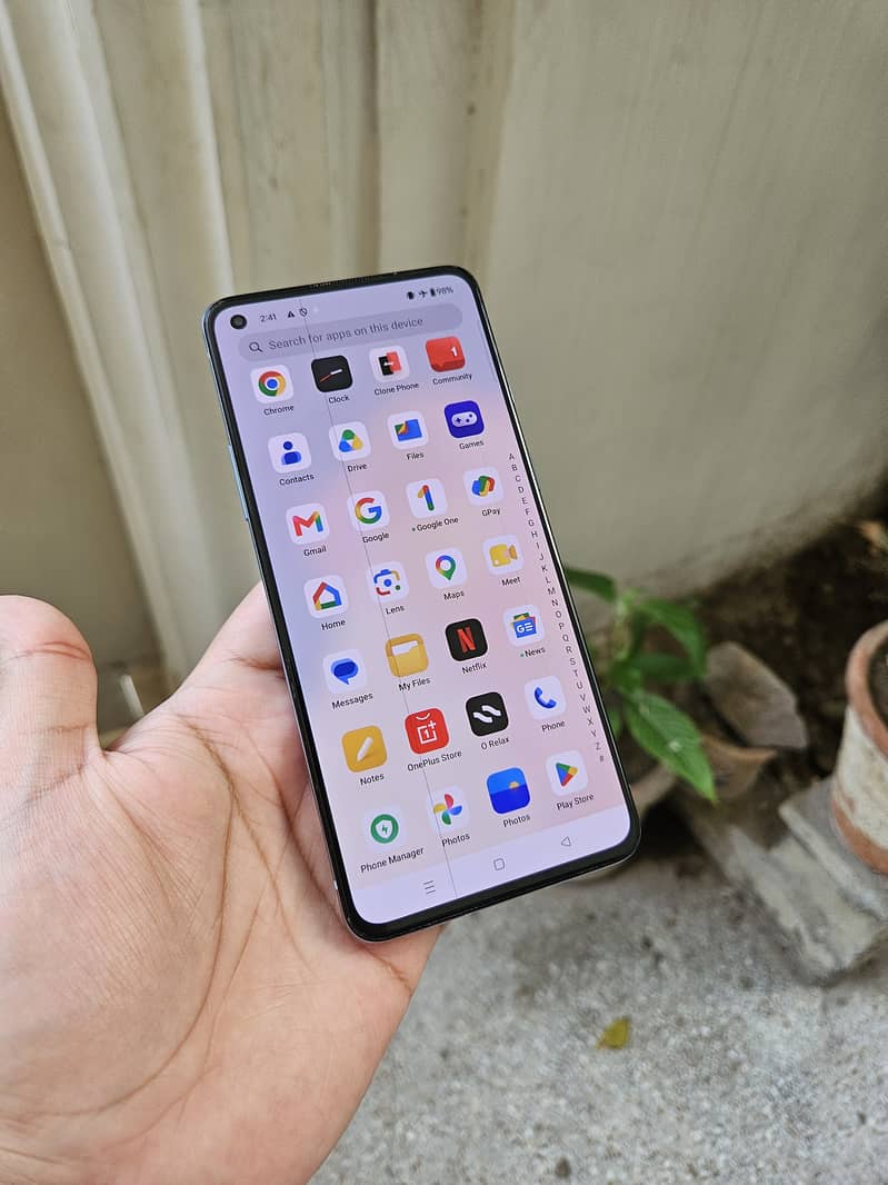 One Plus 9R 2