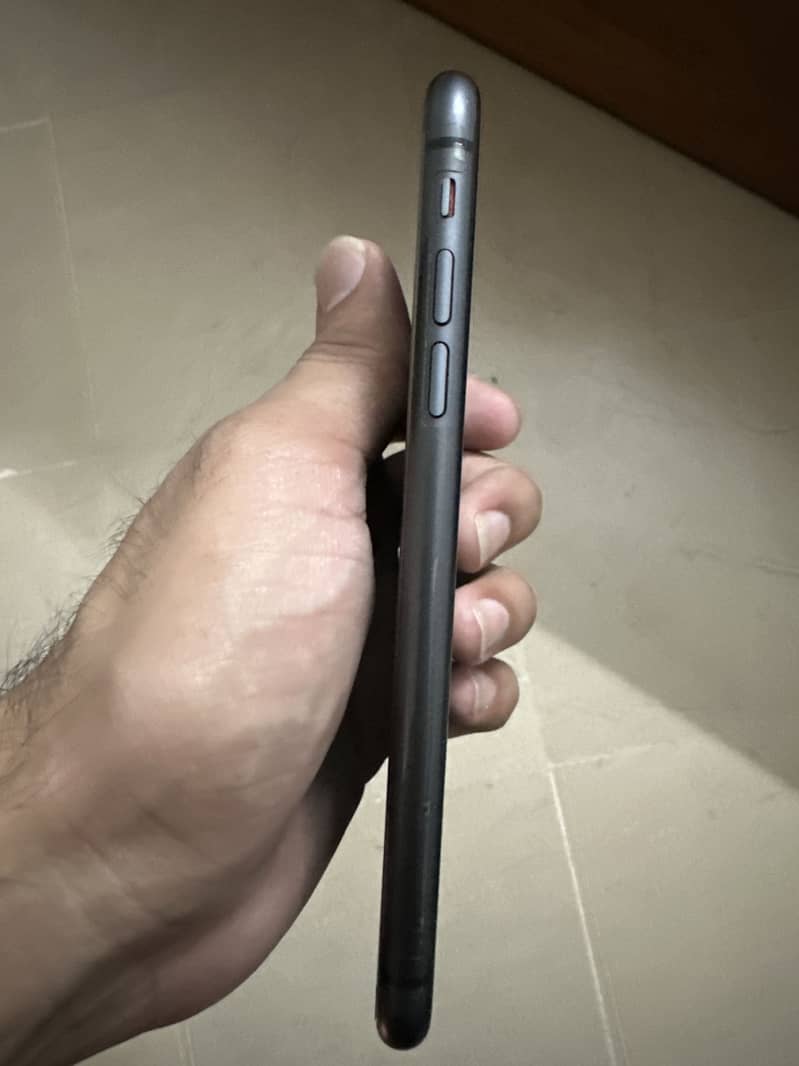 Apple iPhone 11 1