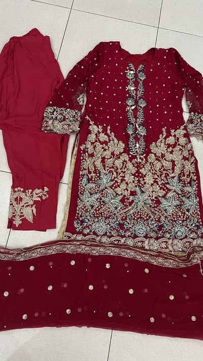 Red Heavy Embroidered 3-Piece Suit –Untouched
