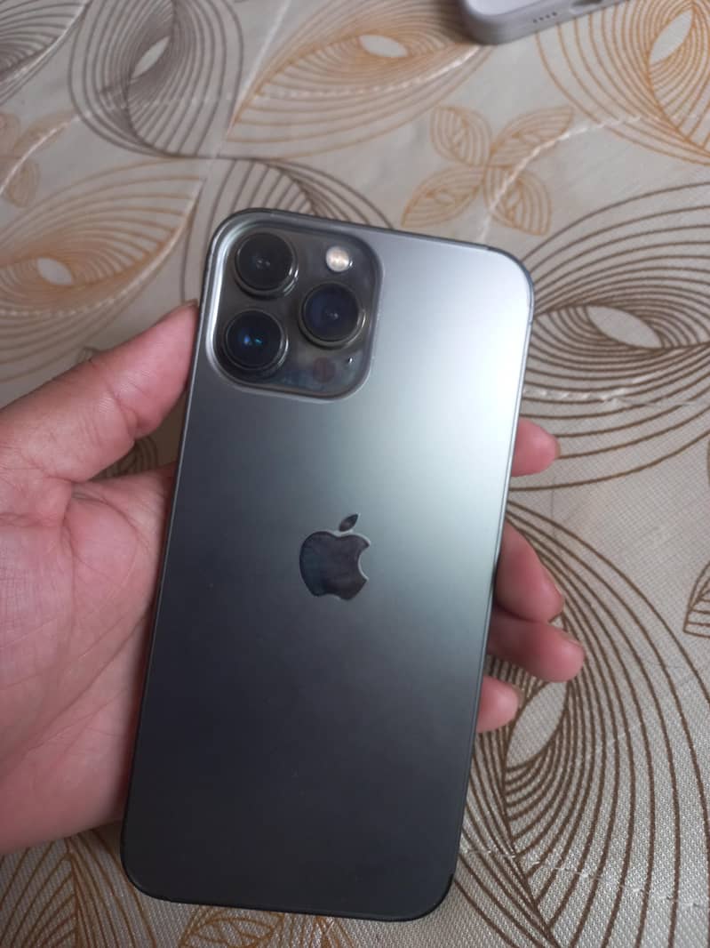 IPhone 13 Pro max 1